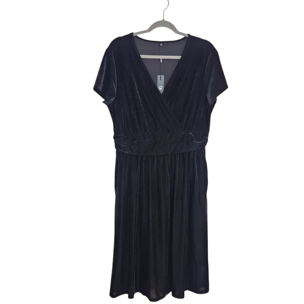 Ouges Black Wrap-Look Velvet Cocktail Dress Size … - image 2